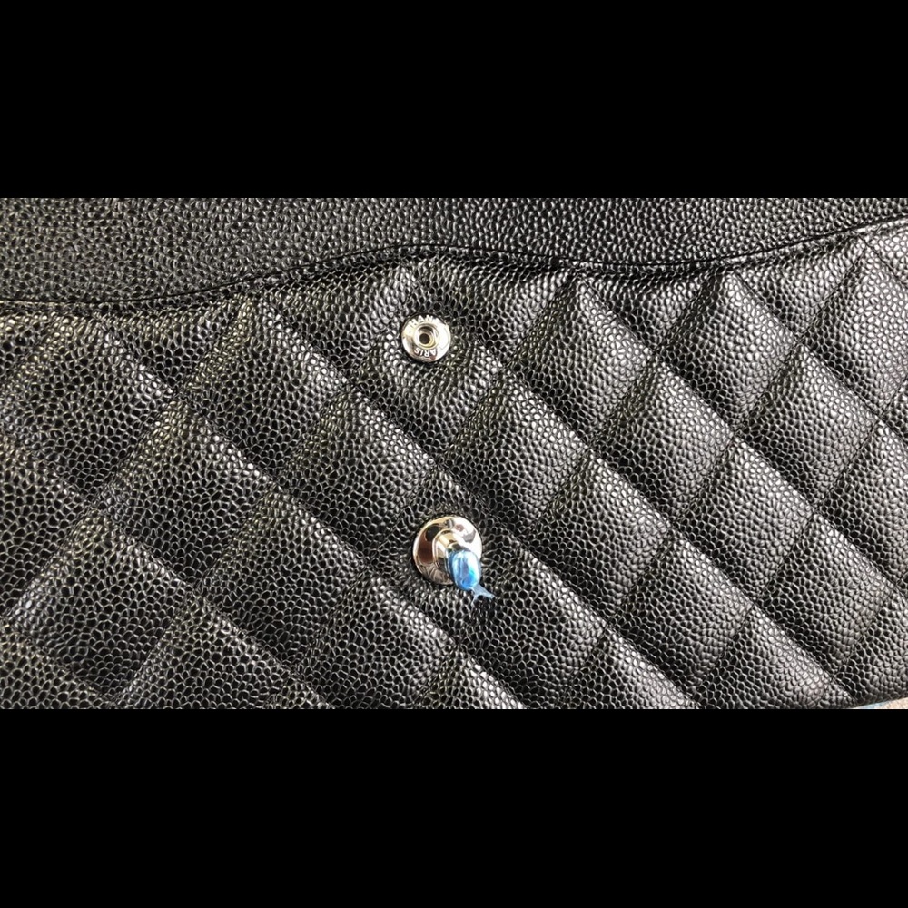Handbag - Picture 13 of 14